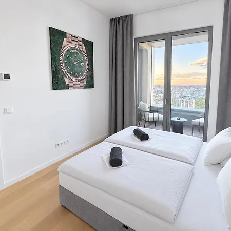 Skypark 1-bedroom Highest Floor Vip With Panoramic View And Parking By Skyviews * Bratislava