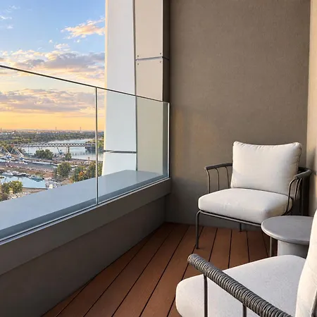 Apartment Skypark 1-bedroom Highest Floor Vip With Panoramic View And Parking By Skyviews *