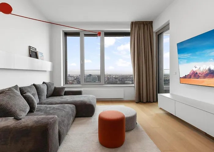 Skypark 1-Bedroom Apartment On Floor 28 With Panoramic View And Parking By Skyviews Apartmán