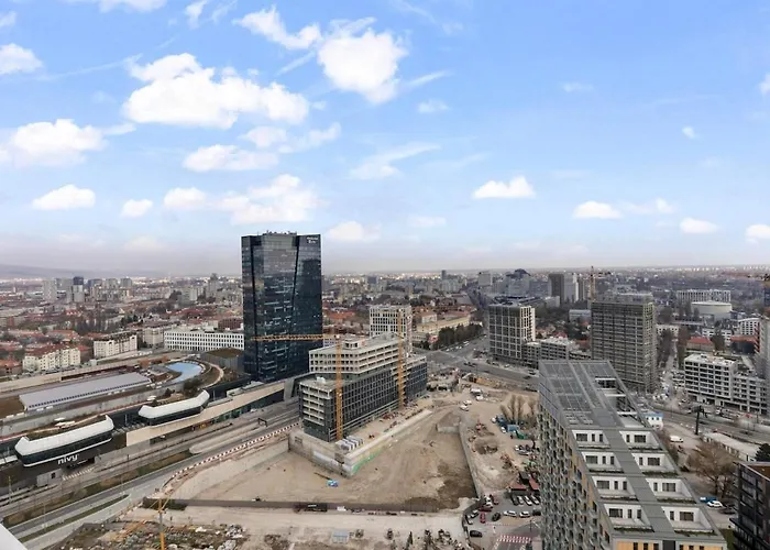 Skypark 1-Bedroom Apartment On Floor 28 With Panoramic View And Parking By Skyviews Apartmán Bratislava